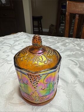 Vtg. Indiana Glass Marigold carnival glass  Harvest grape  jar/canister